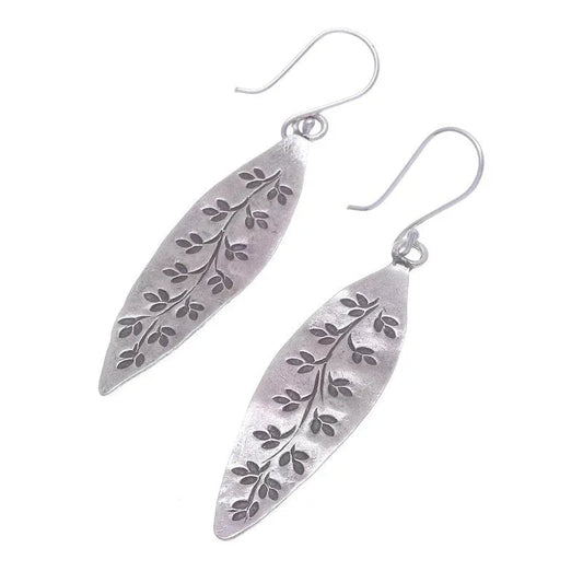 Ohrringe im Retro-Boho-Blatt-Design