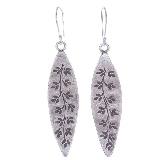 Ohrringe im Retro-Boho-Blatt-Design