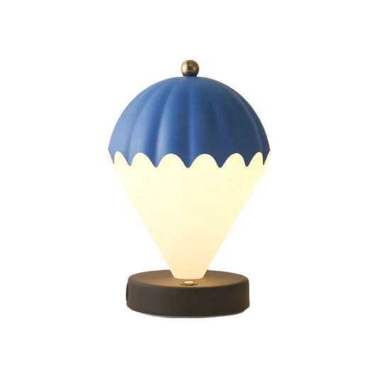 Heißluftballon-Nachttischlampe zur Dekoration des Schlafzimmers