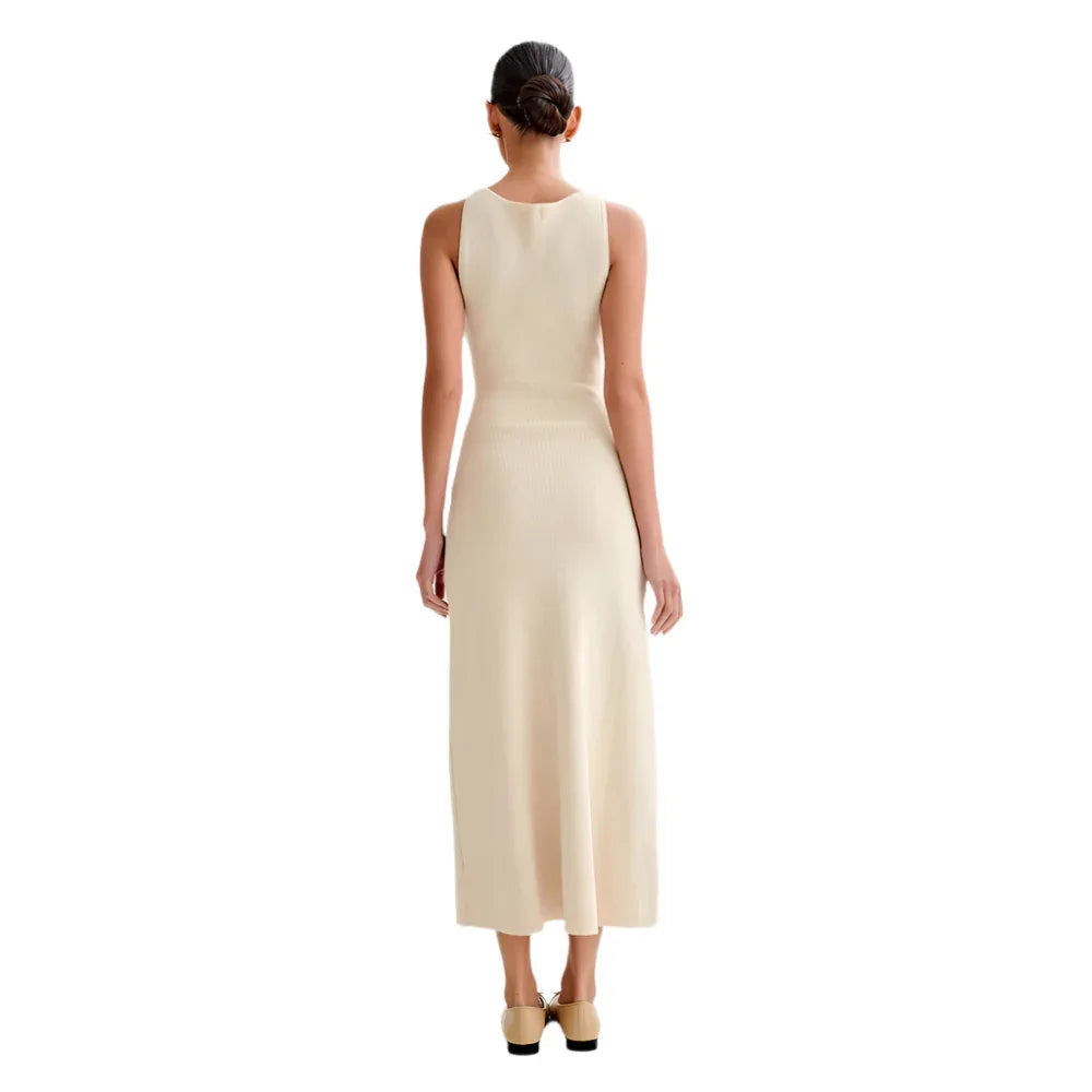Elegantes, gestricktes ärmelloses Kleid mit Knopfleiste, schmal geschnittenem Rundhalsausschnitt für Damen