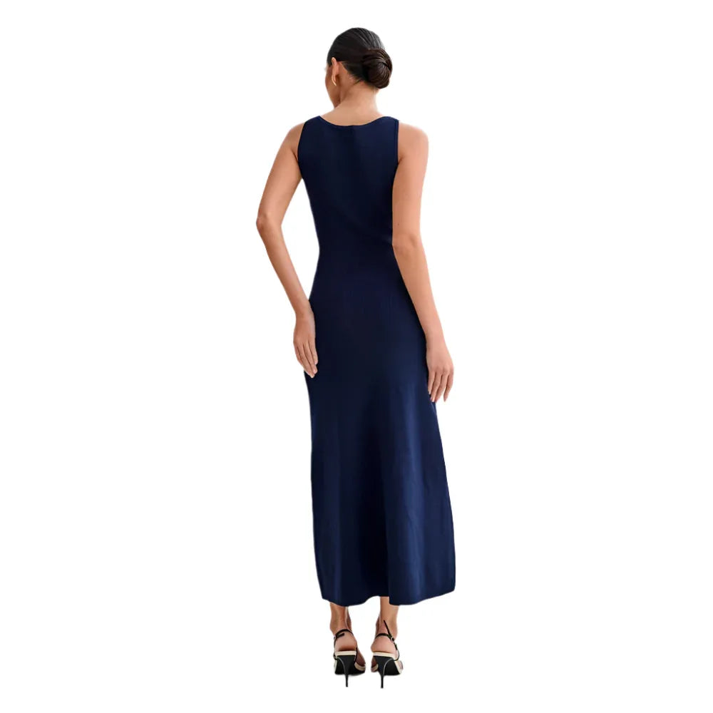 Elegantes, gestricktes ärmelloses Kleid mit Knopfleiste, schmal geschnittenem Rundhalsausschnitt für Damen