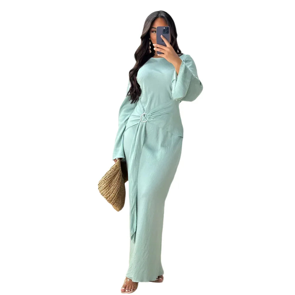 Vestido Elegante de Manga Larga con Cuello Redondo y Color Liso