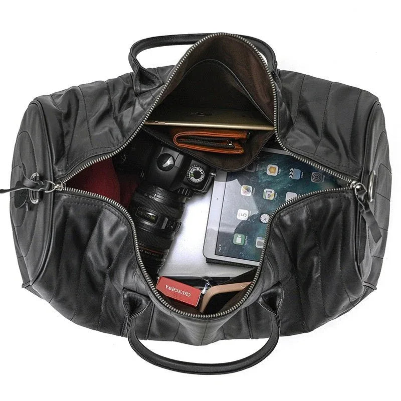 Schwarze Reisetasche für Herren zum Umhängen